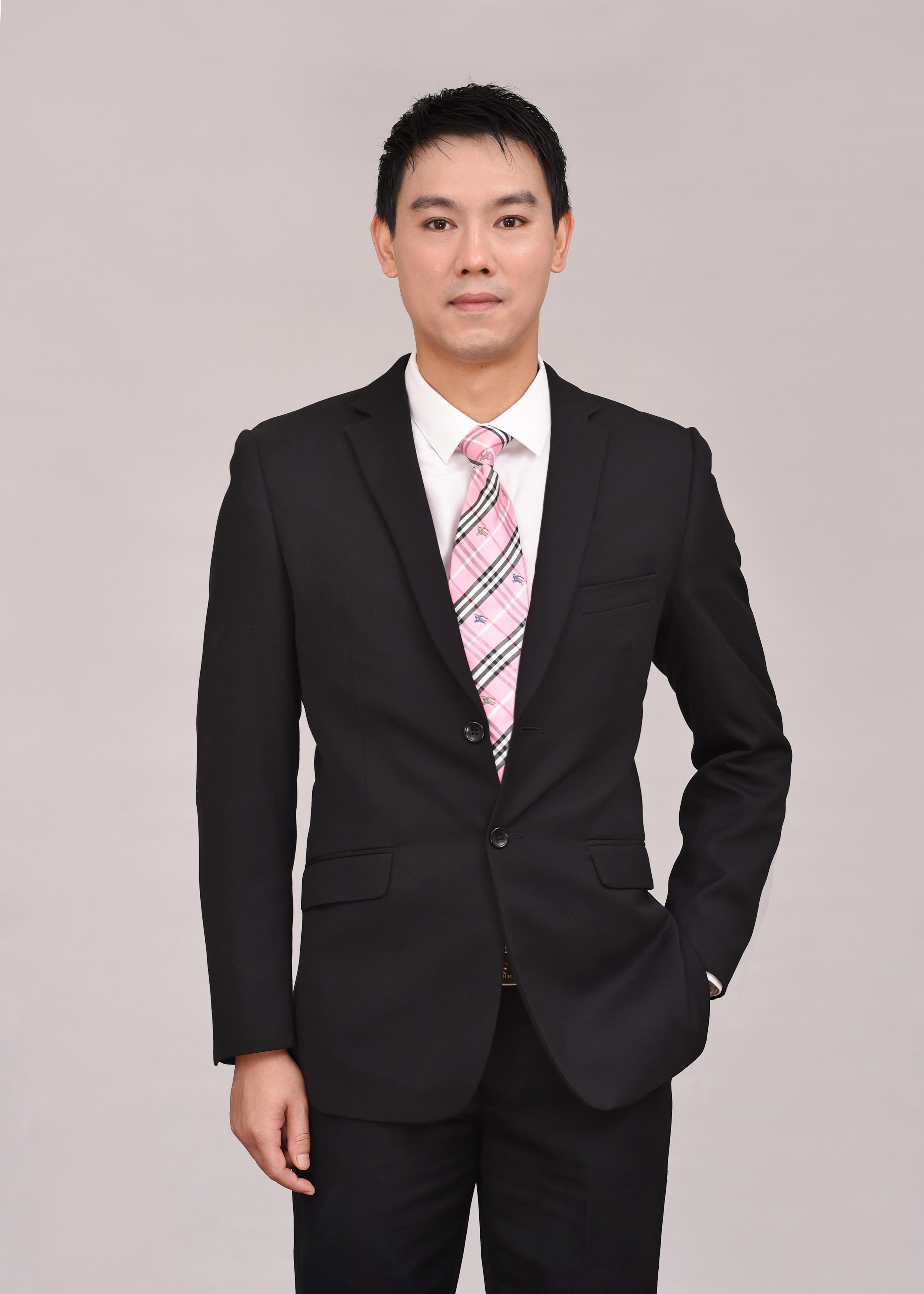 梁现华 创意策略总监